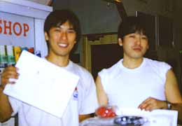 三枝孝志選手(左)と島津典史選手(右)